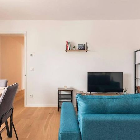Modern Home In Central Берлин Экстерьер фото